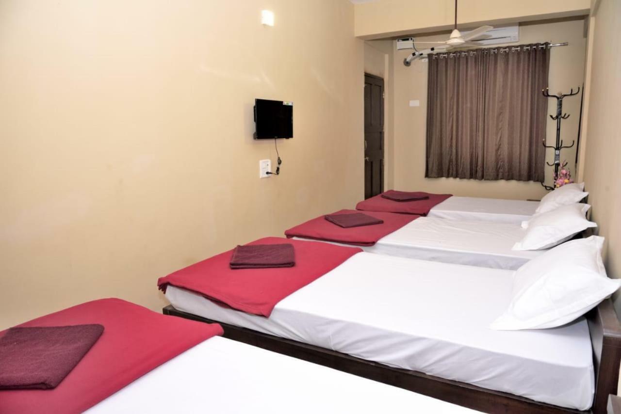 Hotel Mandarin Мапуса Екстер'єр фото